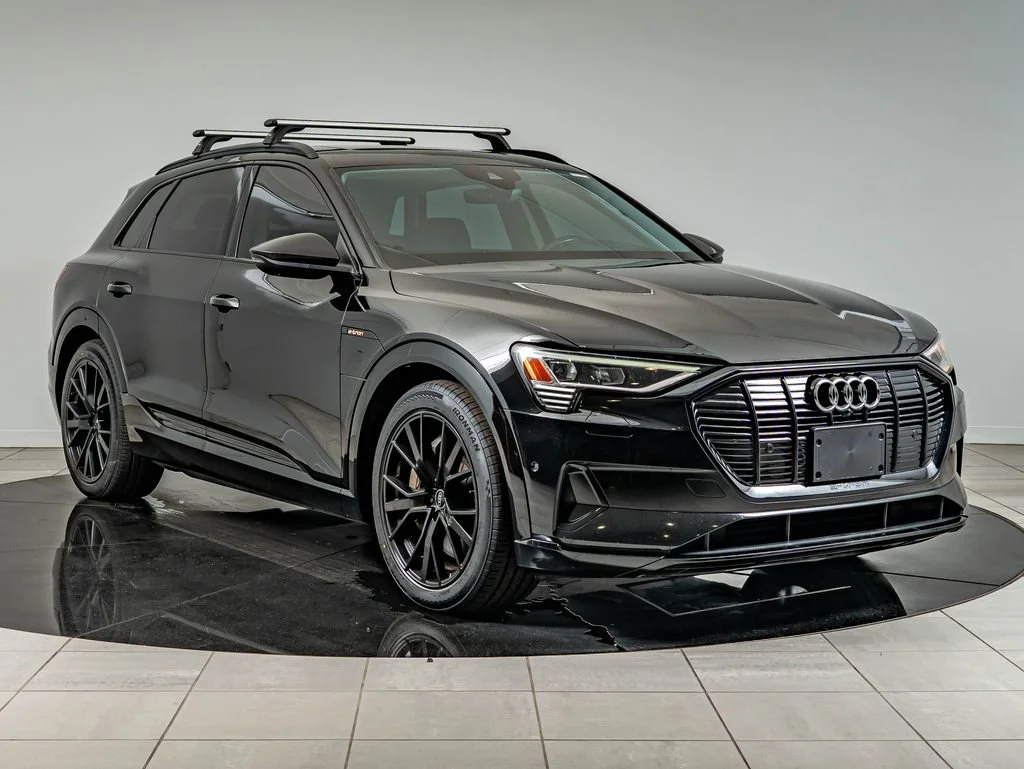 Used 2021 Audi e-tron Prestige with VIN WA1VAAGE5MB014989 for sale in Wichita, KS