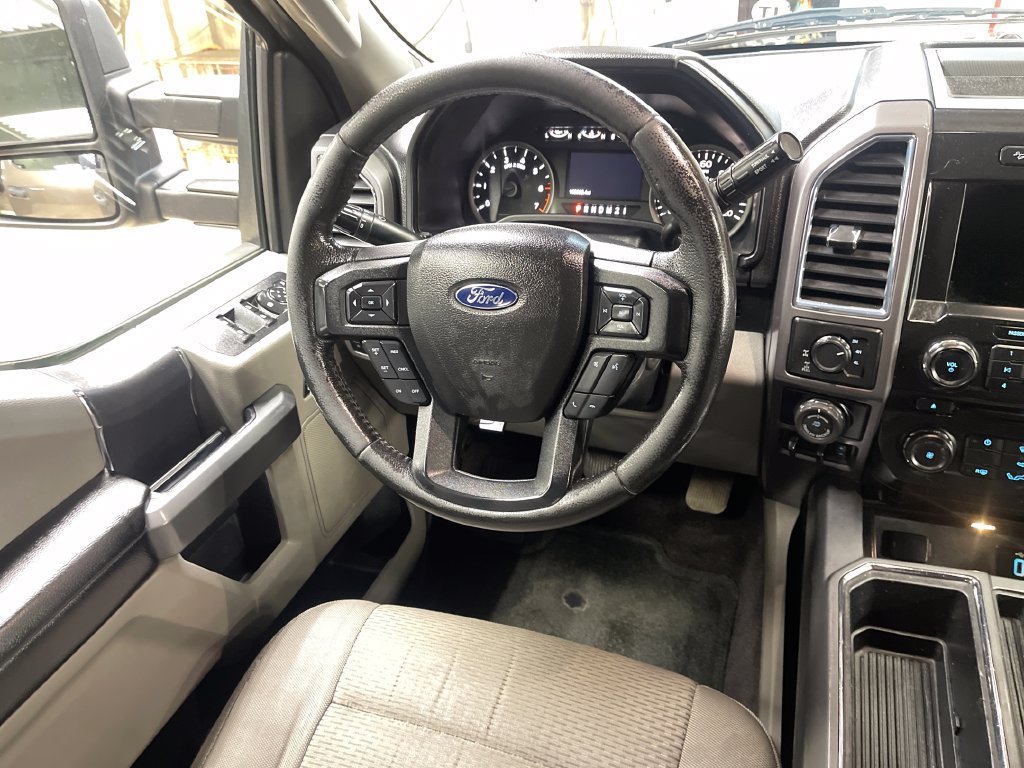 Used 2016 Brown Ford XLT image 17