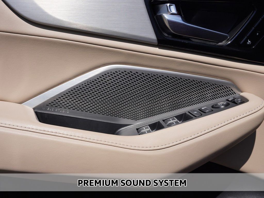 Used 2023 Red Acura Technology image 4
