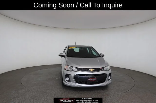 Used 2017 Silver Chevrolet LT image 30