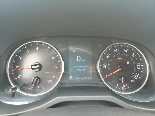 Used 2019 Gray Toyota XLE Premium image 25