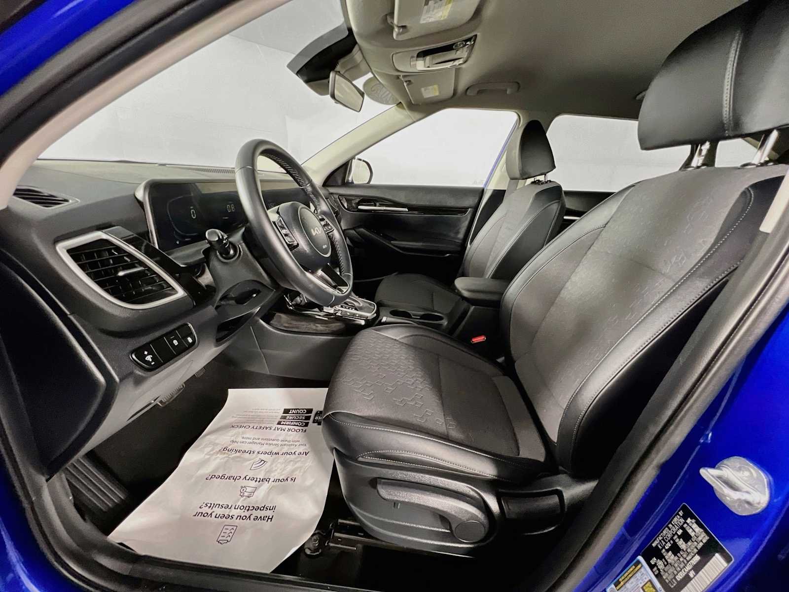 Used 2025 Neptune Blue Kia S image 21