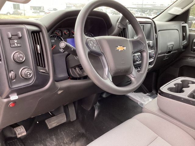 New 2024 Summit White Chevrolet Work Truck image 19