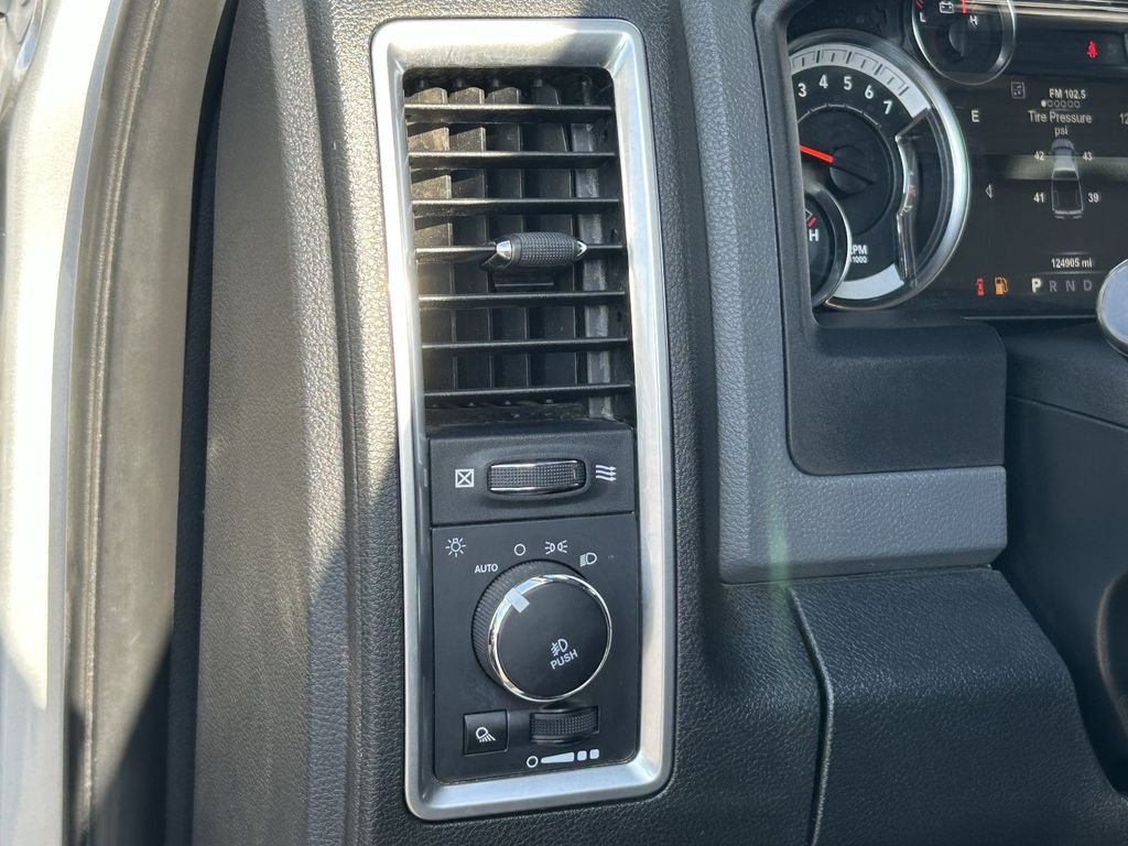 Used 2017 Silver Ram Big Horn image 23