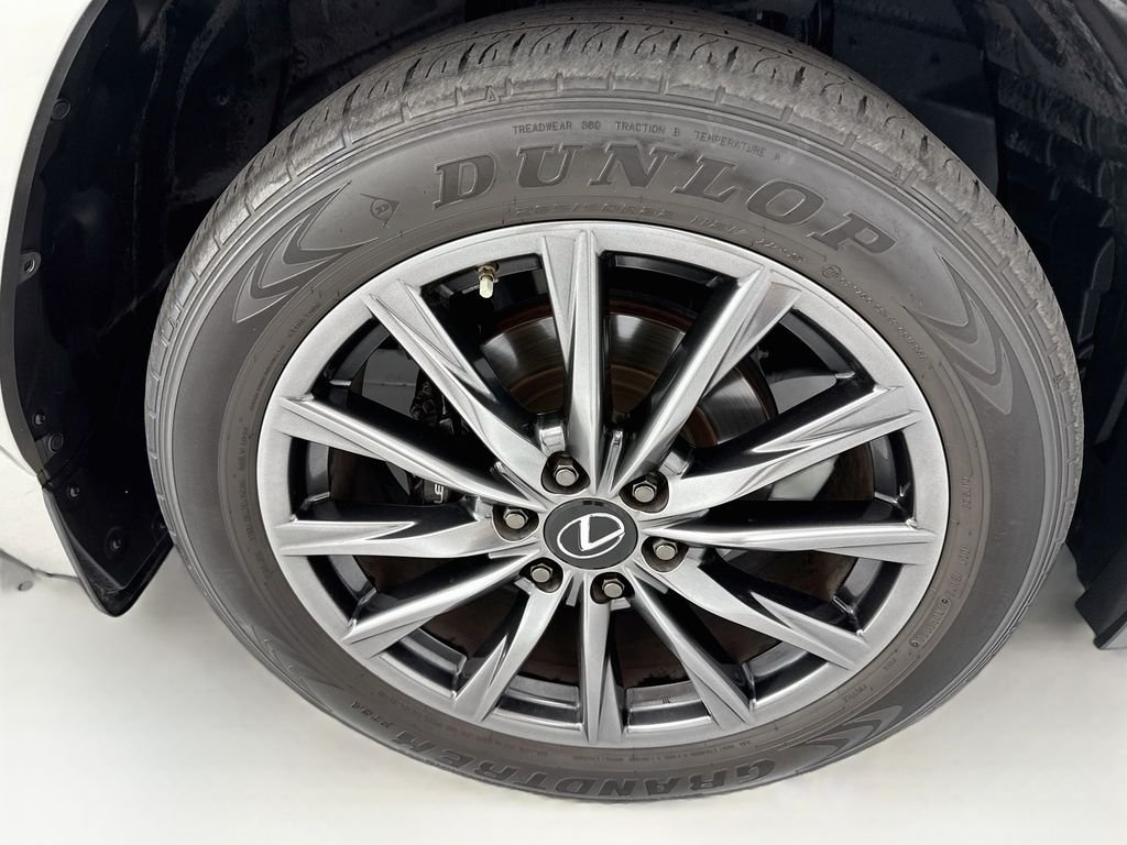 Used 2023 Silver Lexus 600 F SPORT image 31