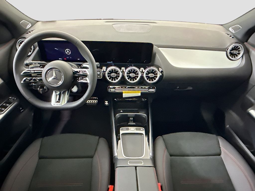 New 2026 MANUFAKTUR Alpine Gray Mercedes-Benz GLA 35 AMG® image 14