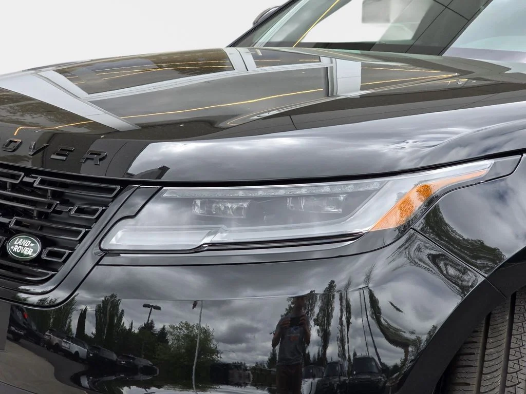 New 2026 Santorini Black LAND ROVER S image 33