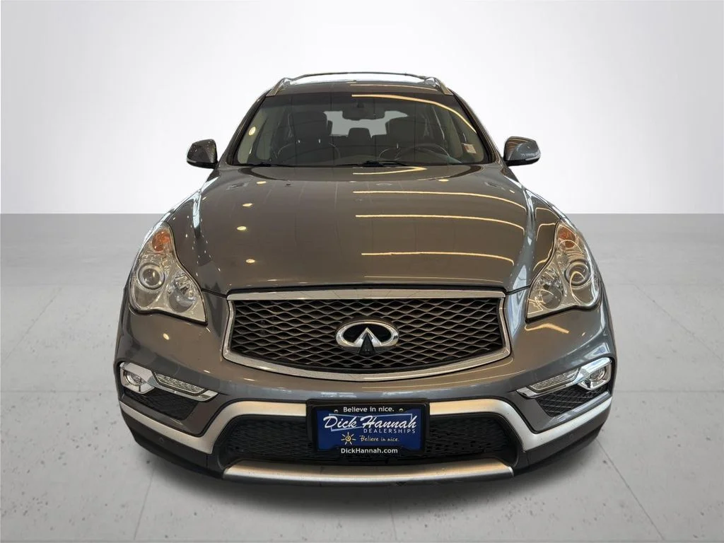 Used 2016 Gray INFINITI Base image 3
