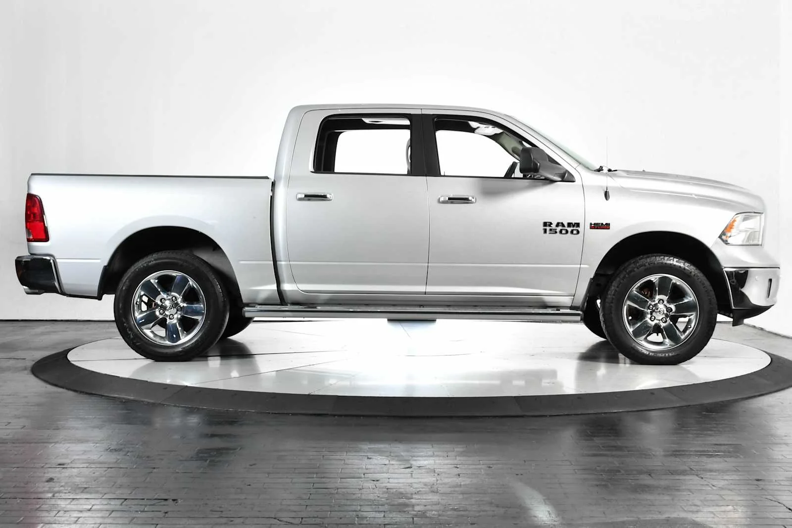 Used 2017 Bright Silver Metallic Clear Coat Ram Big Horn image 6
