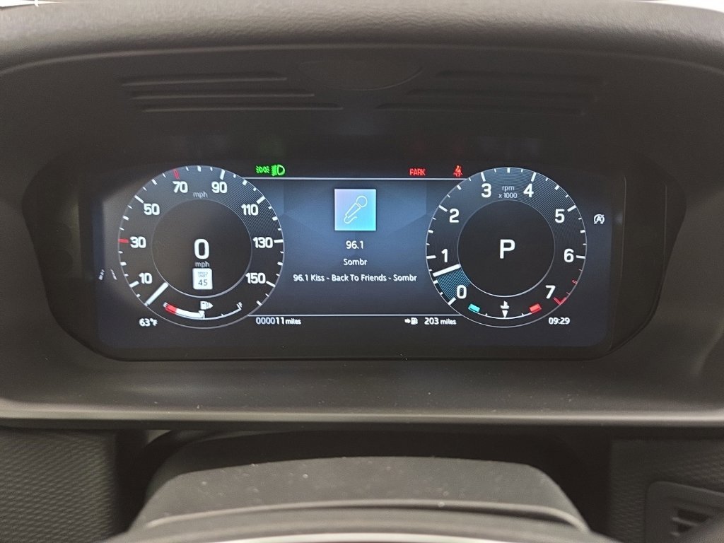 New 2026 Santorini Black Land Rover Gemini Edition image 15