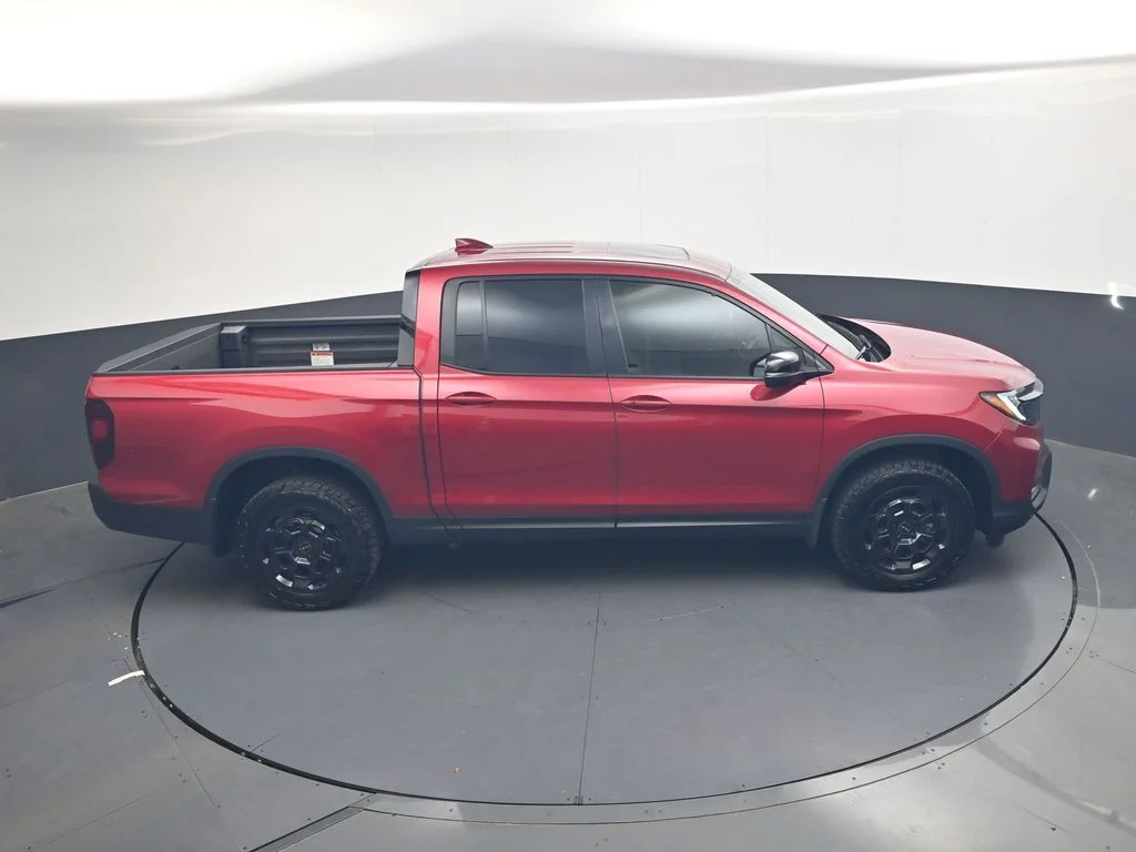 Used 2026 Radiant Red Metallic II Honda TrailSport+ image 25