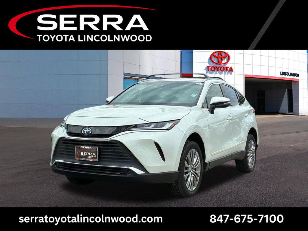 Used 2022 White Toyota XLE image 1