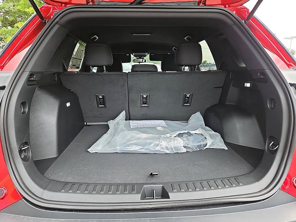 2026 Chevrolet Equinox LT - Photo 11