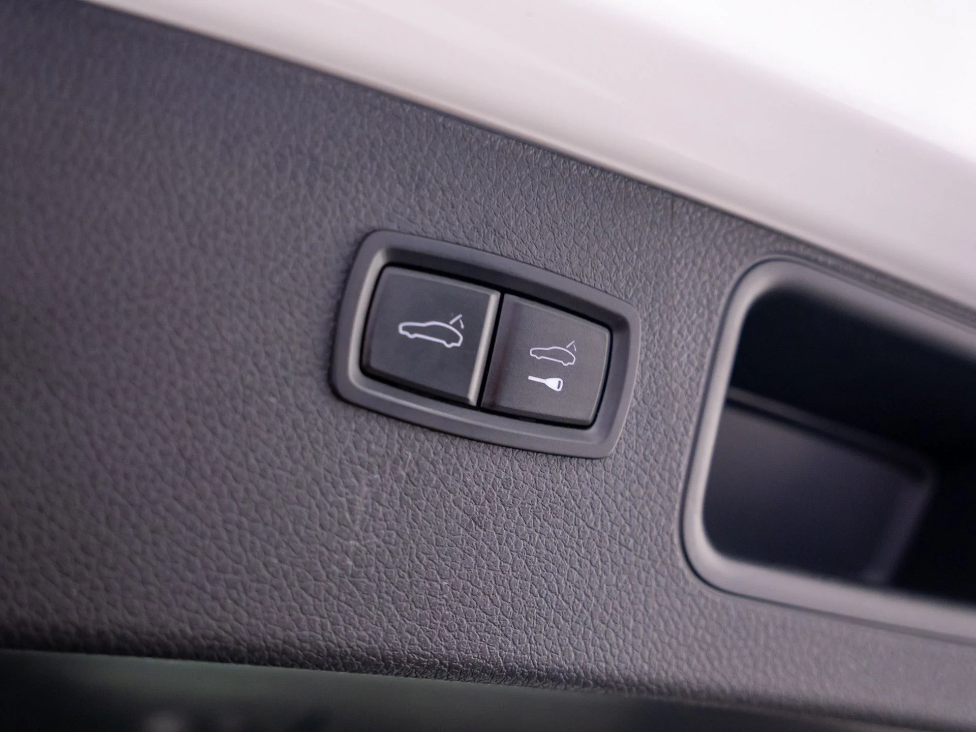 Used 2023  Porsche GTS image 35