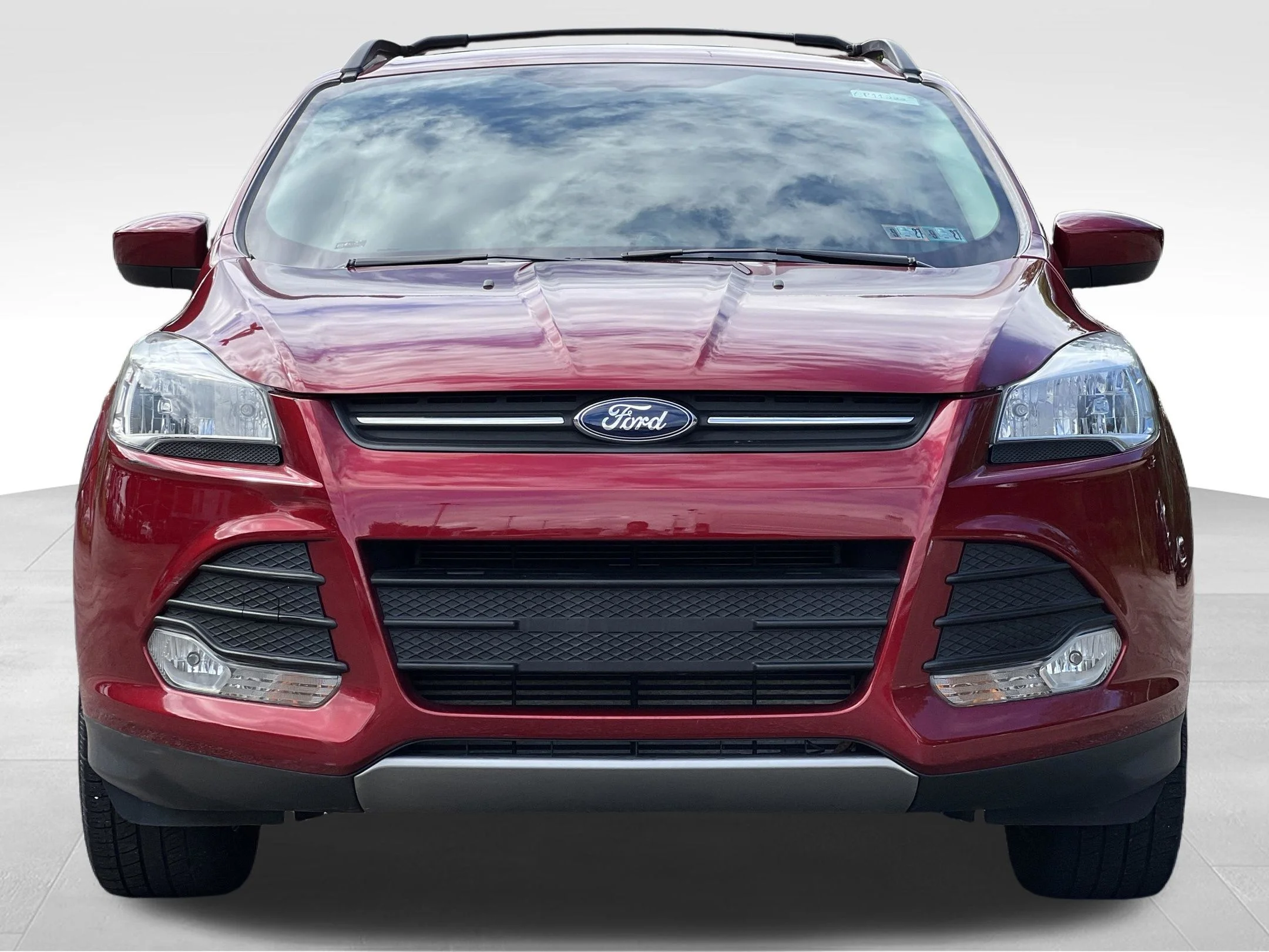 Used 2013 Ruby Red Ford SE image 3