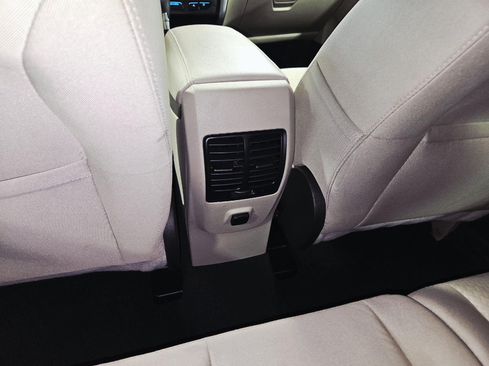 Used 2017 Canyon Ridge Ford SE image 33