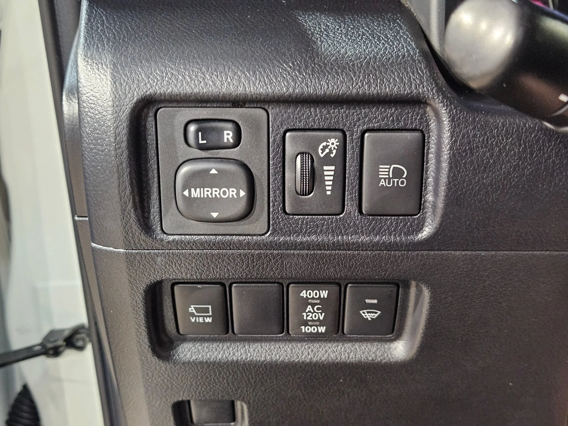 Used 2023 Blizzard Pearl Toyota Limited image 27