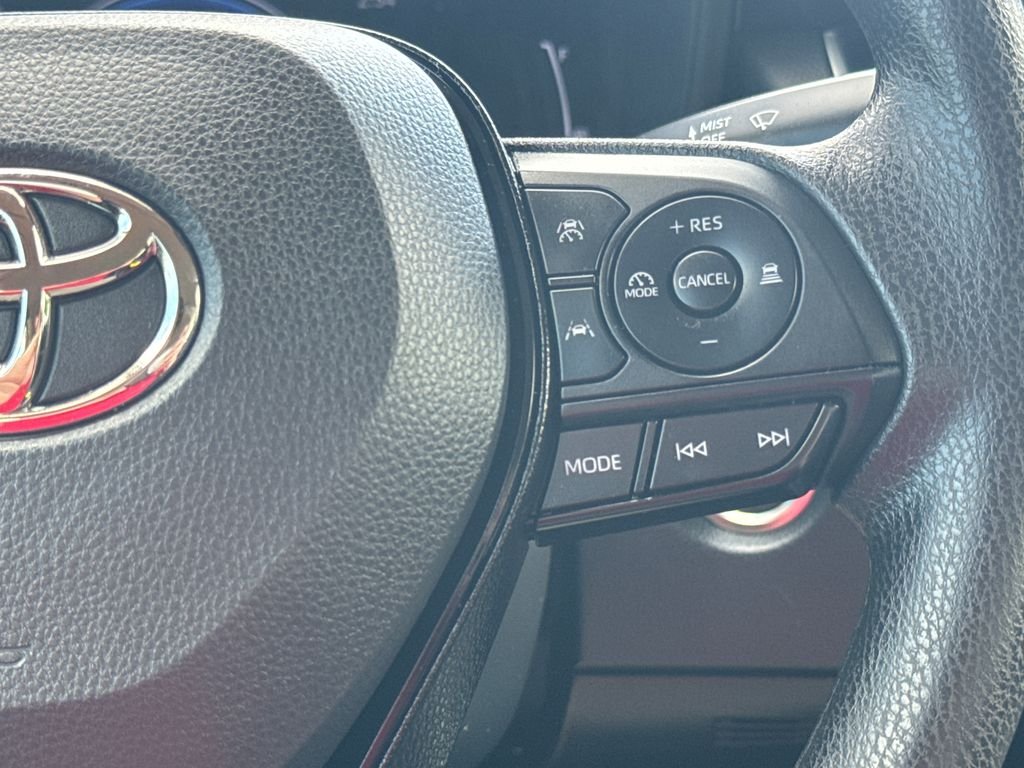 Certified Used 2026  Toyota LE image 19