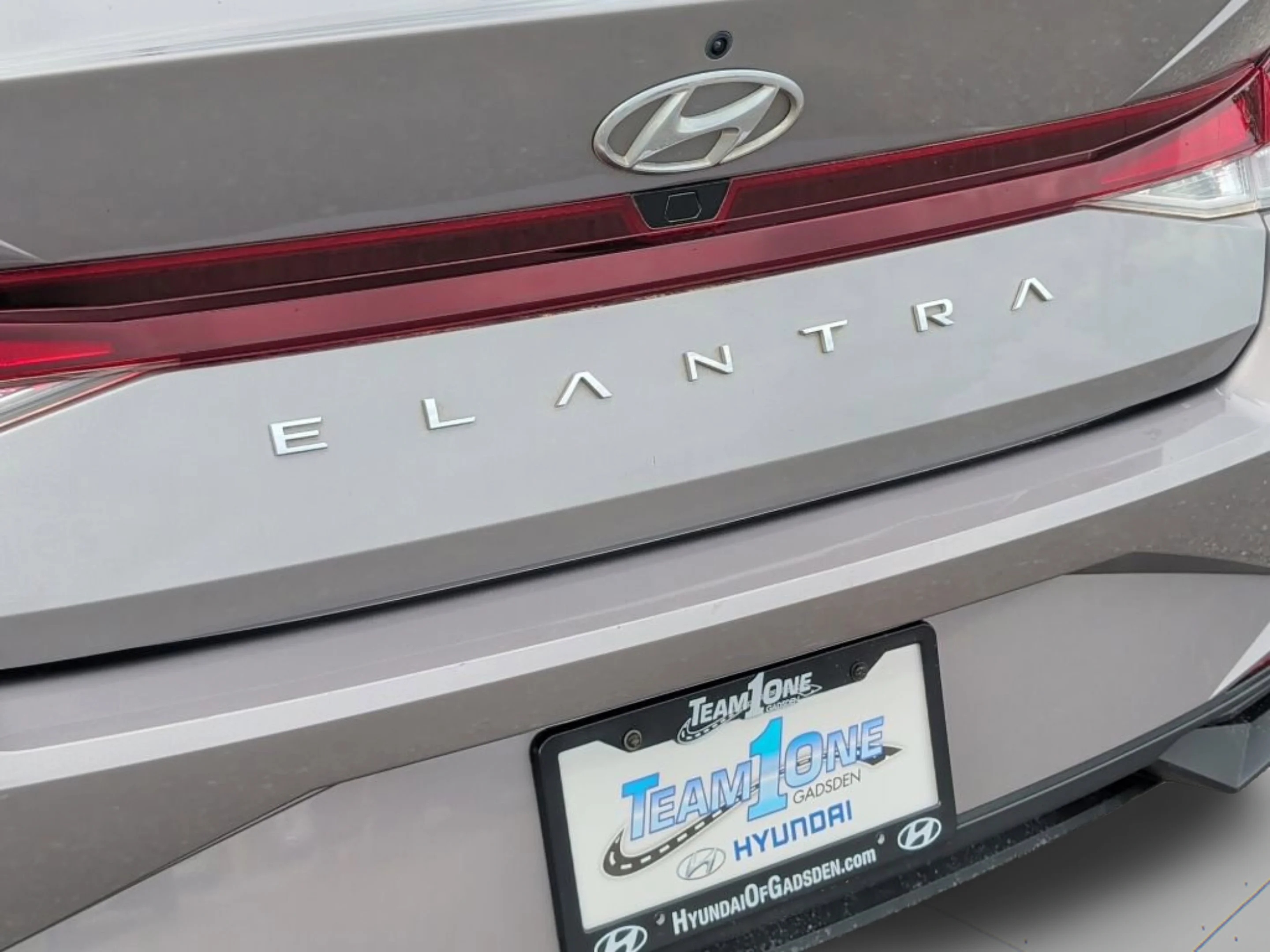 Used 2023 Fluid Metal Hyundai SEL image 41
