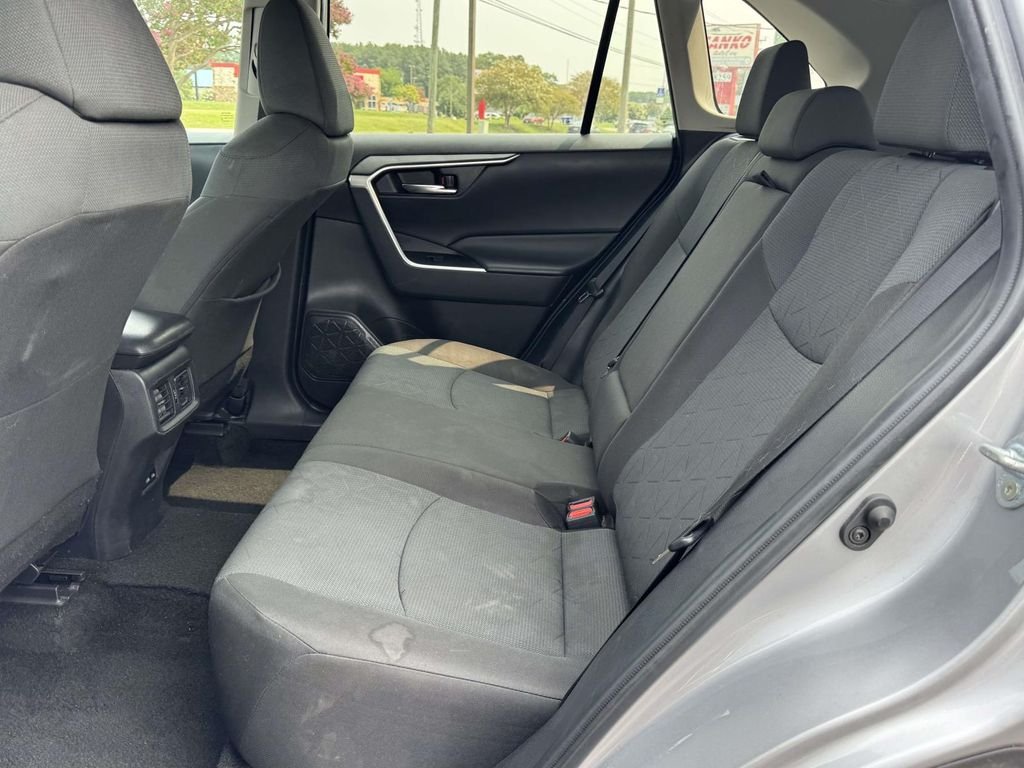 Used 2024 Silver Toyota XLE image 17