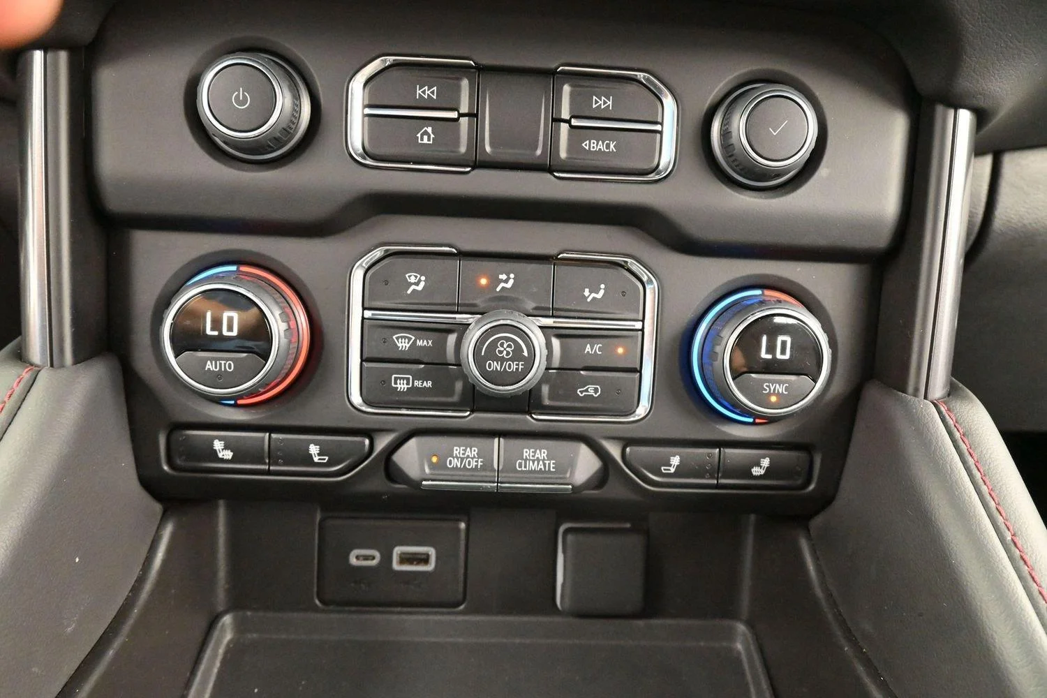 Used 2024 Black Chevrolet RST image 27