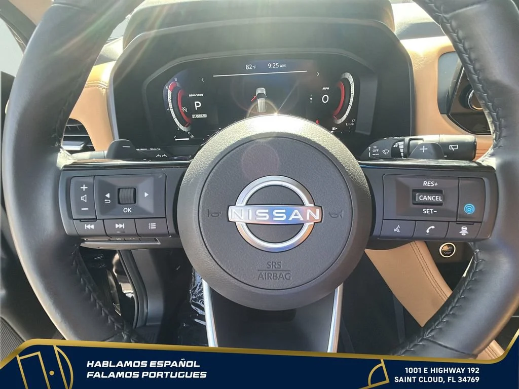 Used 2023 Black Nissan Platinum FWD image 19