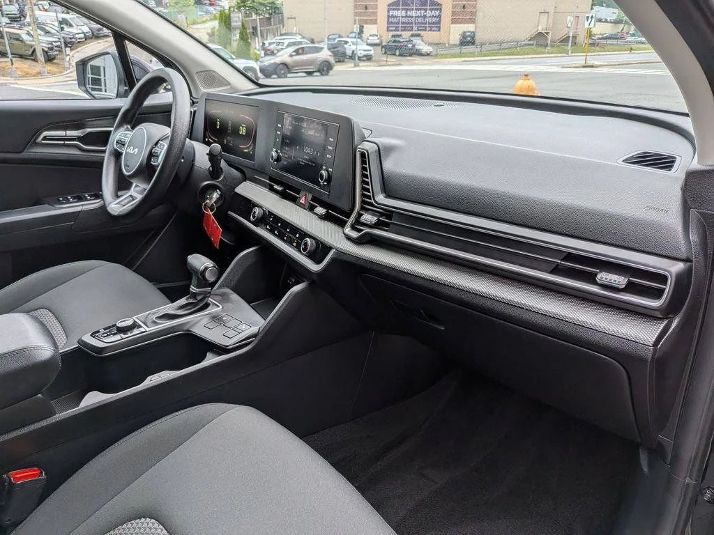 Used 2023 Black Kia LX image 23