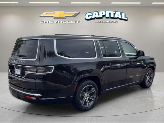 Used 2024 Black Jeep Base image 5