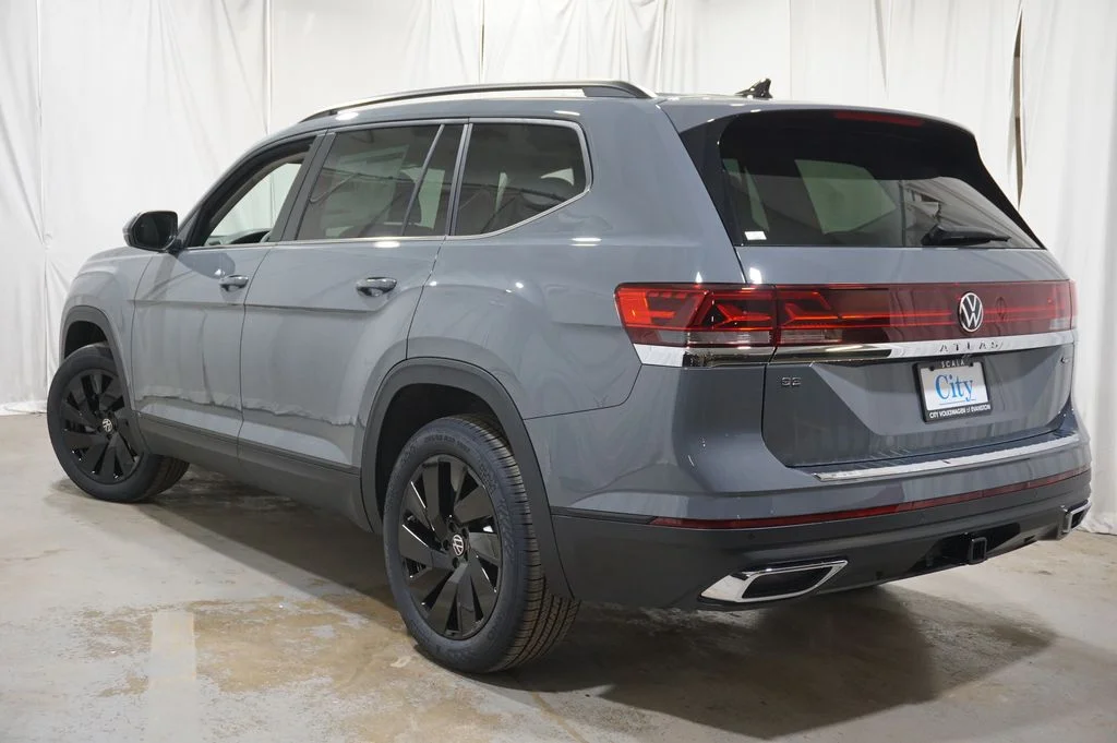 New 2026 Gray Volkswagen 2.0T SE w/Technology image 8