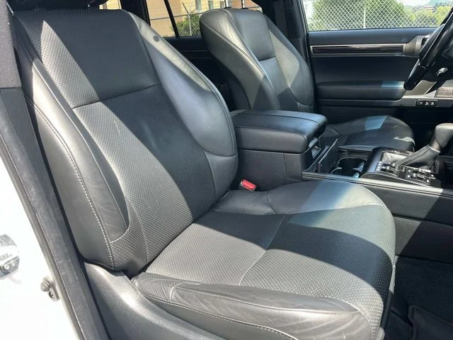 Used 2021 White Lexus 460 Luxury image 27