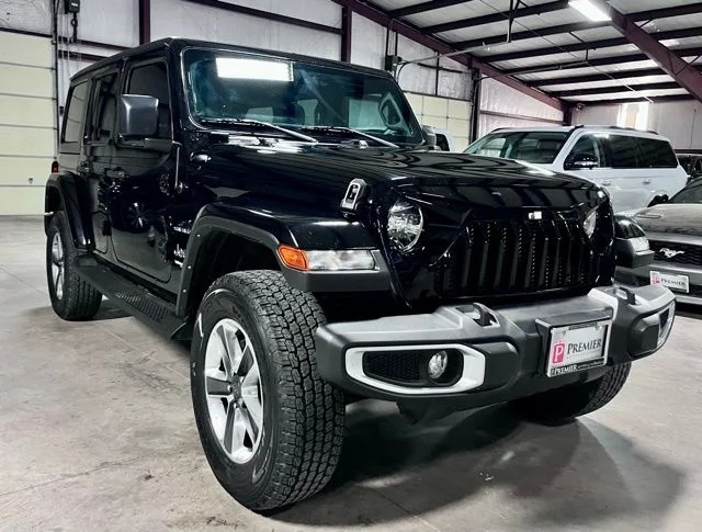 2022 Jeep Wrangler Sahara's photo