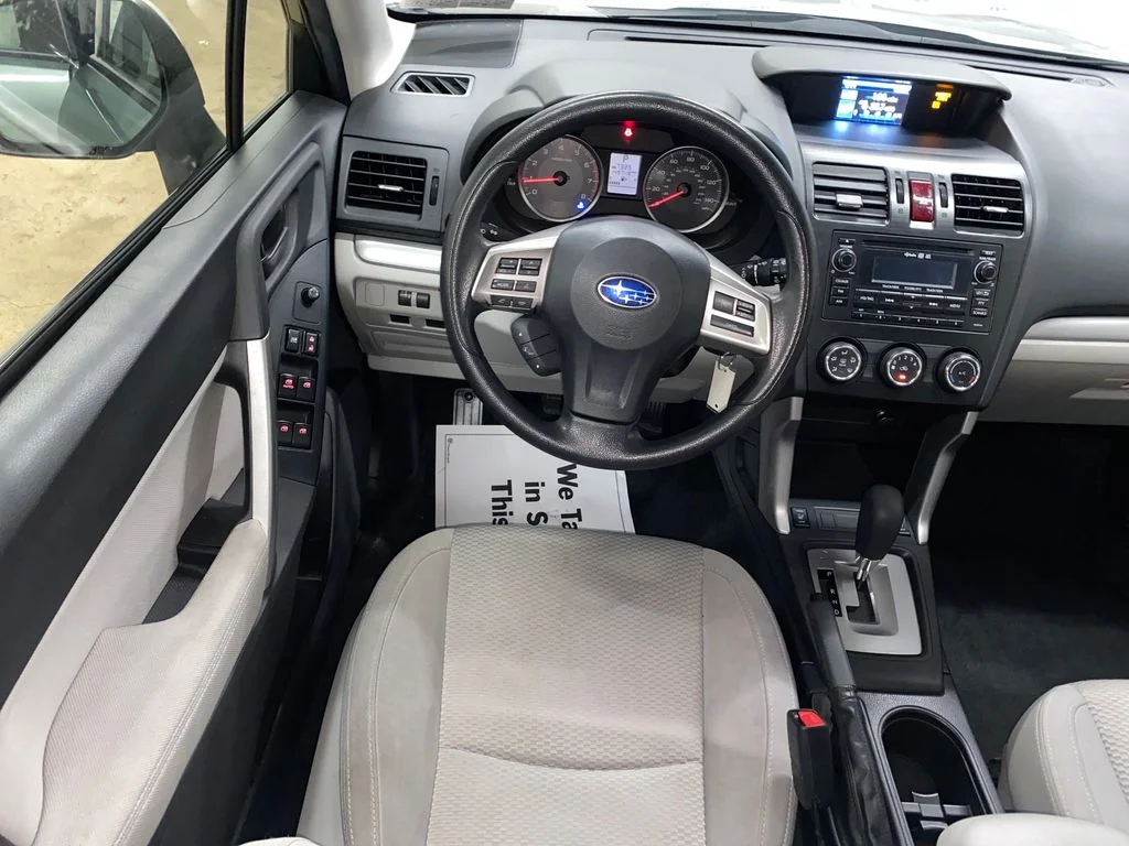Used 2015 Green Subaru 2.5i Premium image 20
