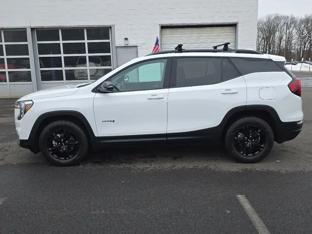2023 GMC Terrain AT4 - Photo 7