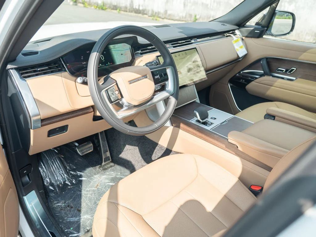 New 2026 White Land Rover SE image 11