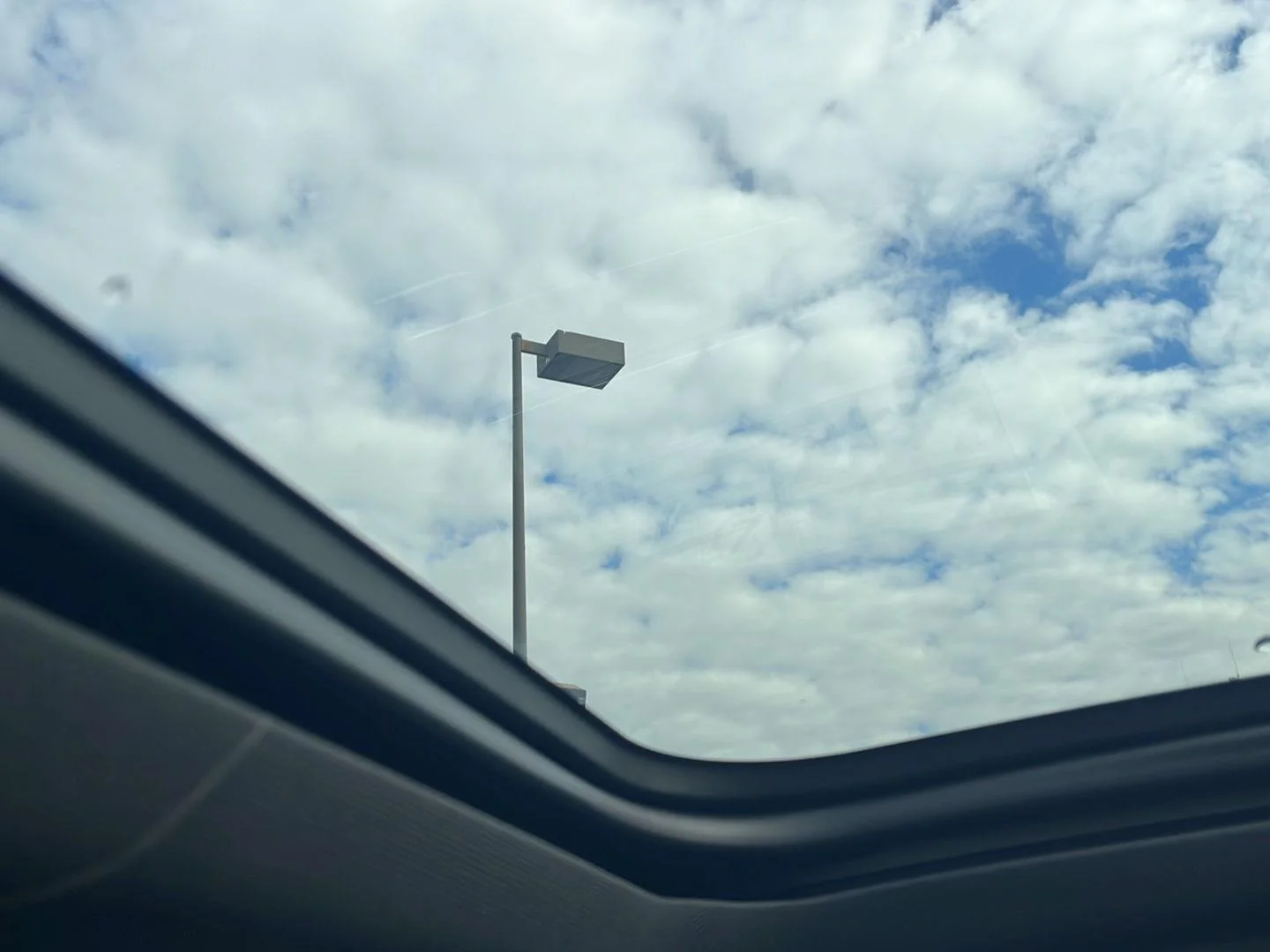 New 2026 Polar White Tricoat Chevrolet Premier image 18