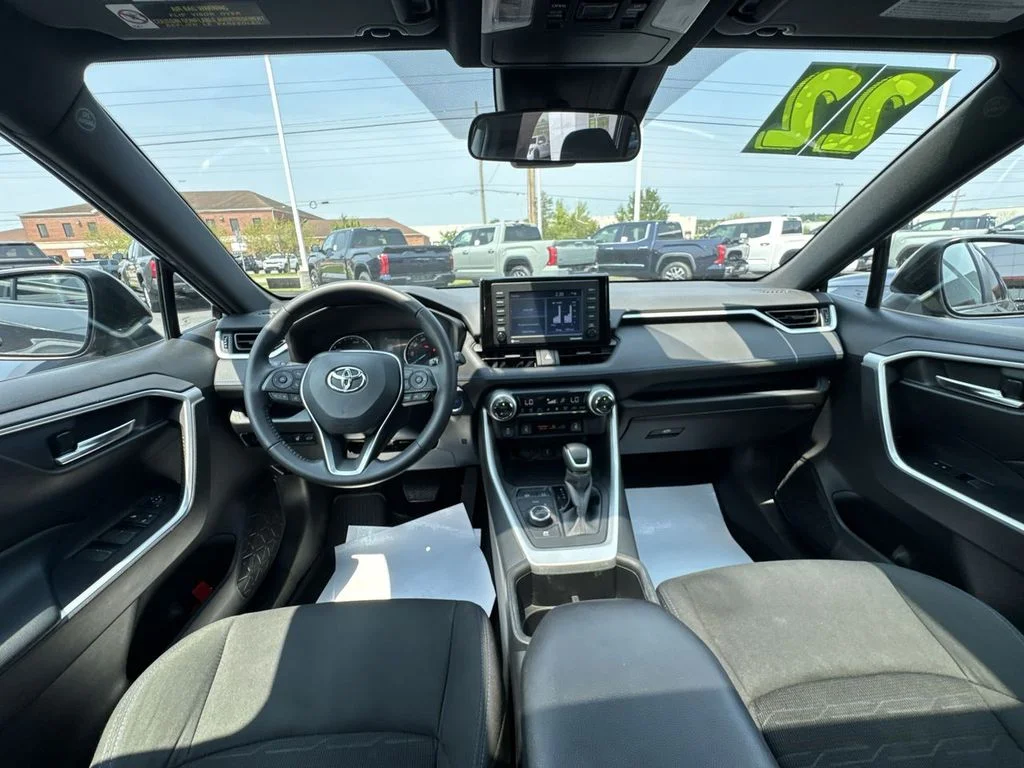 Used 2022 Gray Toyota SE image 10
