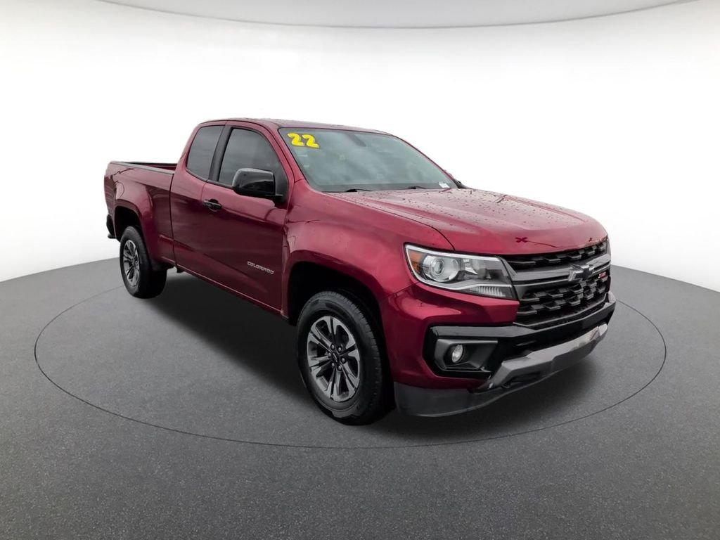 Used 2022 Red Chevrolet Z71 image 5