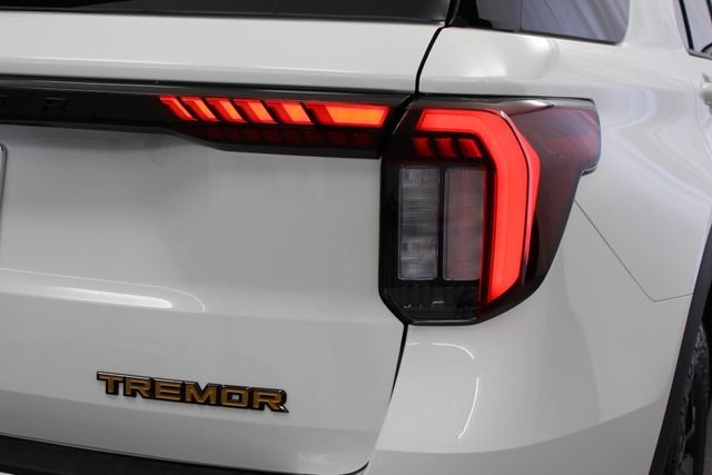 New 2026 Star White Metallic Tri-Coat Ford Tremor® image 7