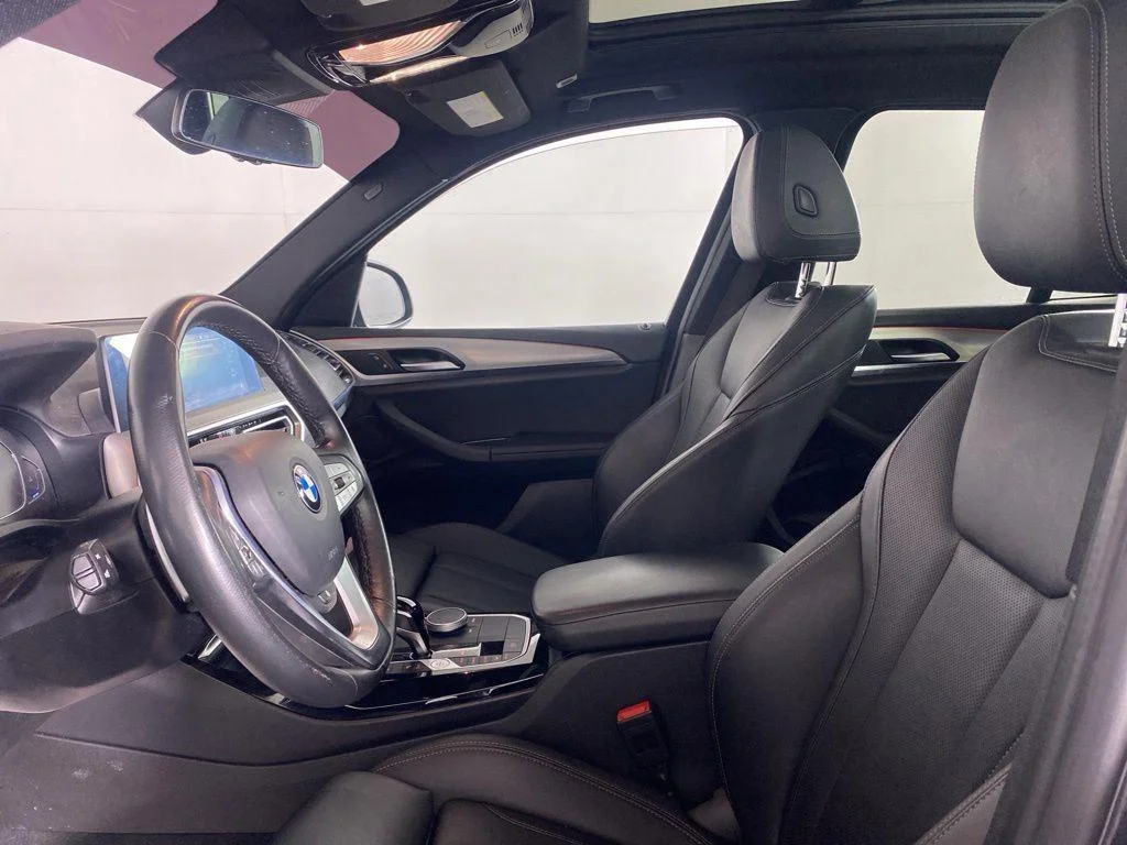 Used 2022 Dark Graphite BMW xDrive30i image 14