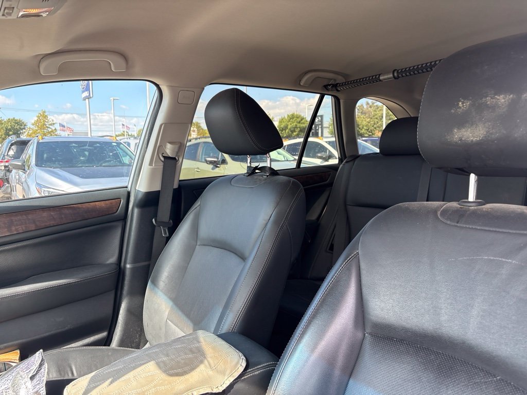 Used 2016 Silver Subaru 2.5i image 4