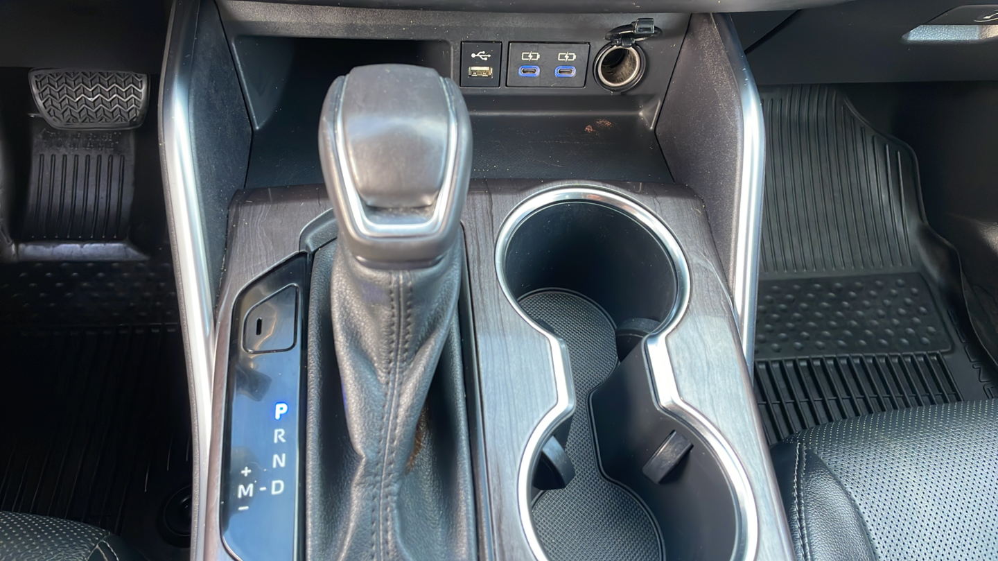 Certified Used 2022 Gray Toyota Limited image 28