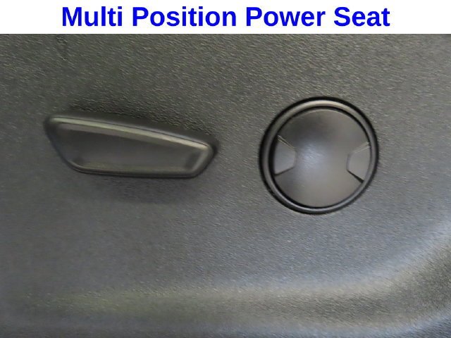 Used 2025 White Ford XLT image 19