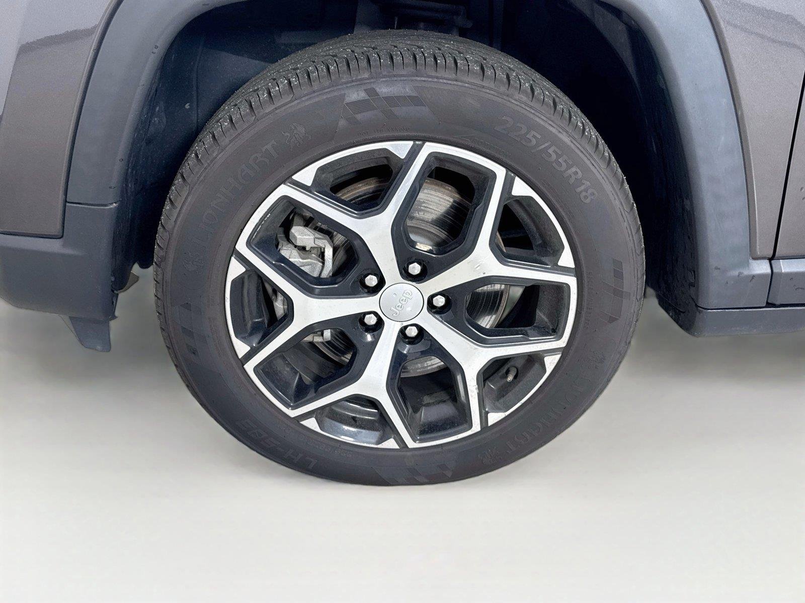 Used 2024 Black Clearcoat Jeep Limited image 28
