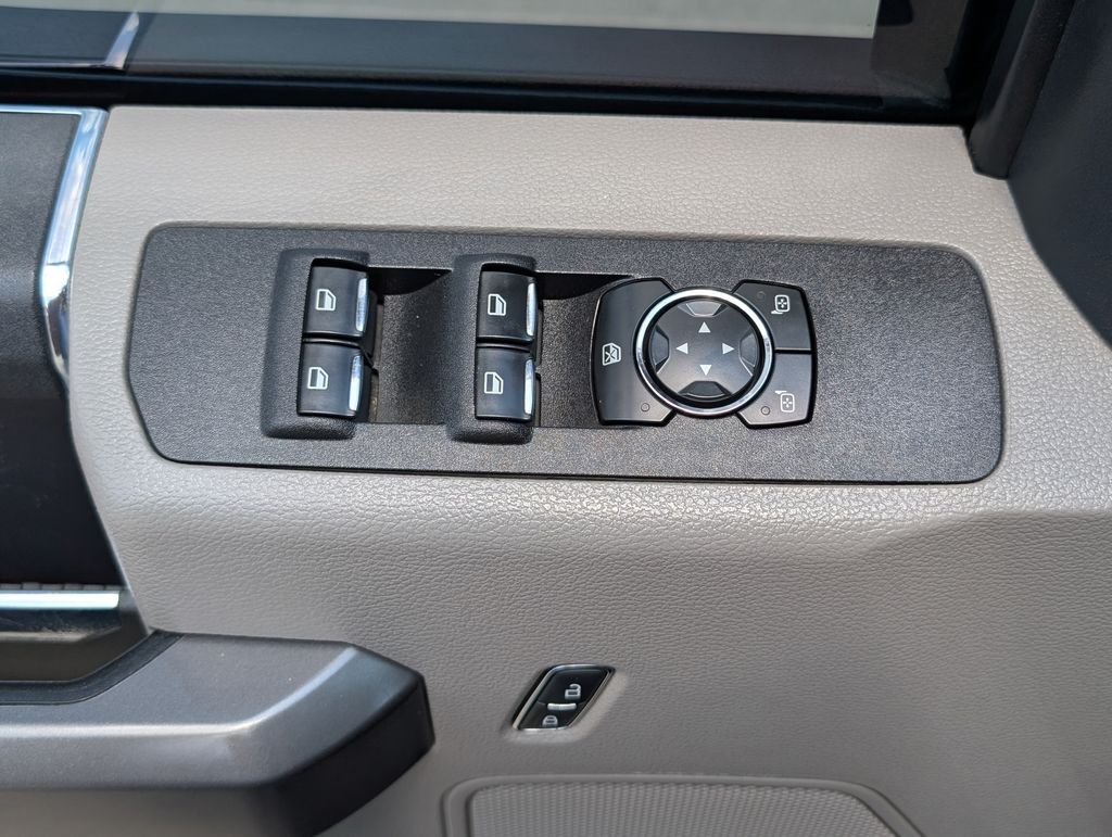 Used 2020 Gray Ford XLT image 17
