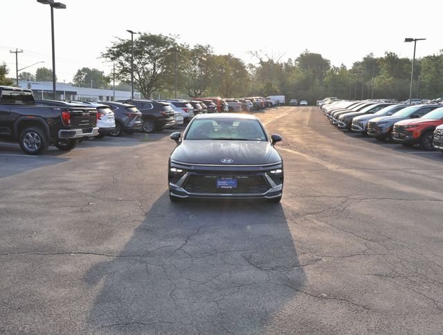 Used 2026 Gray Hyundai SE image 11