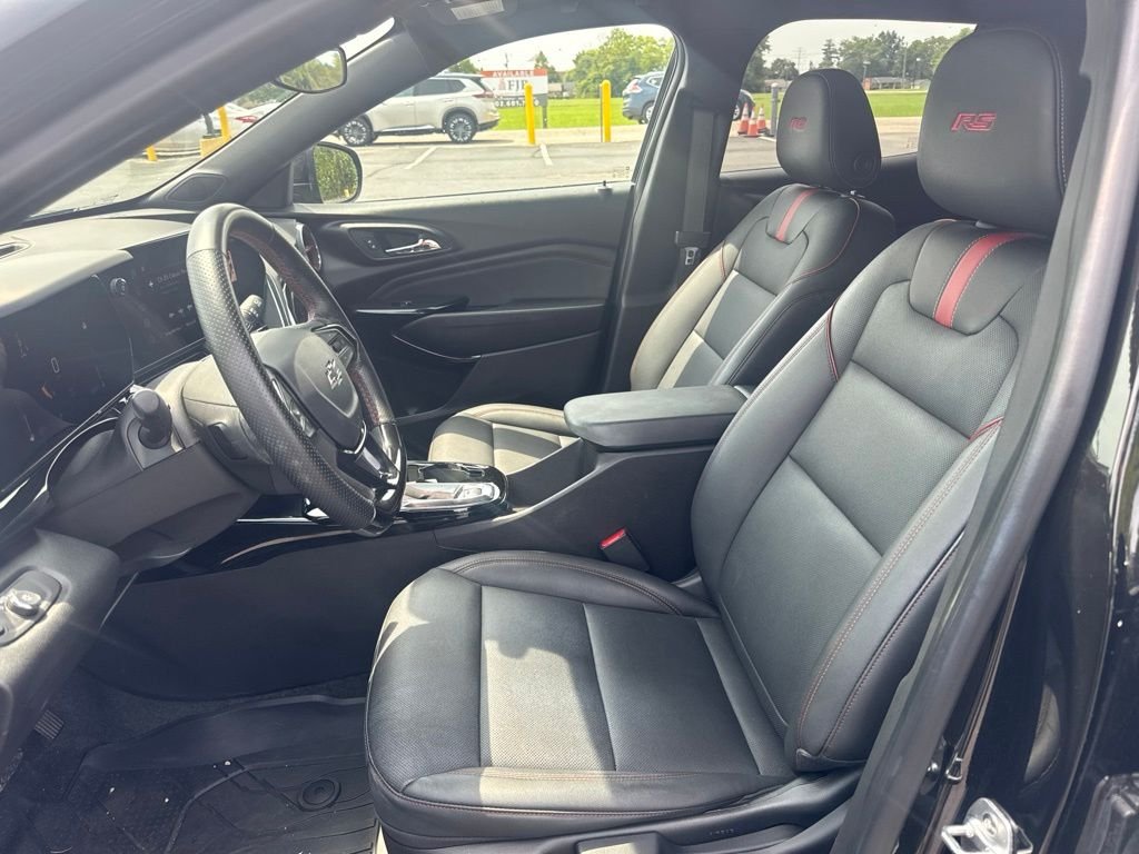2025 Chevrolet Trax RS - Photo 10
