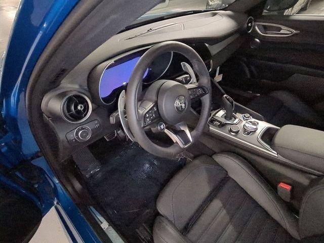 New 2025 Misano Blue Metallic Exterior Paint Alfa Romeo  image 14