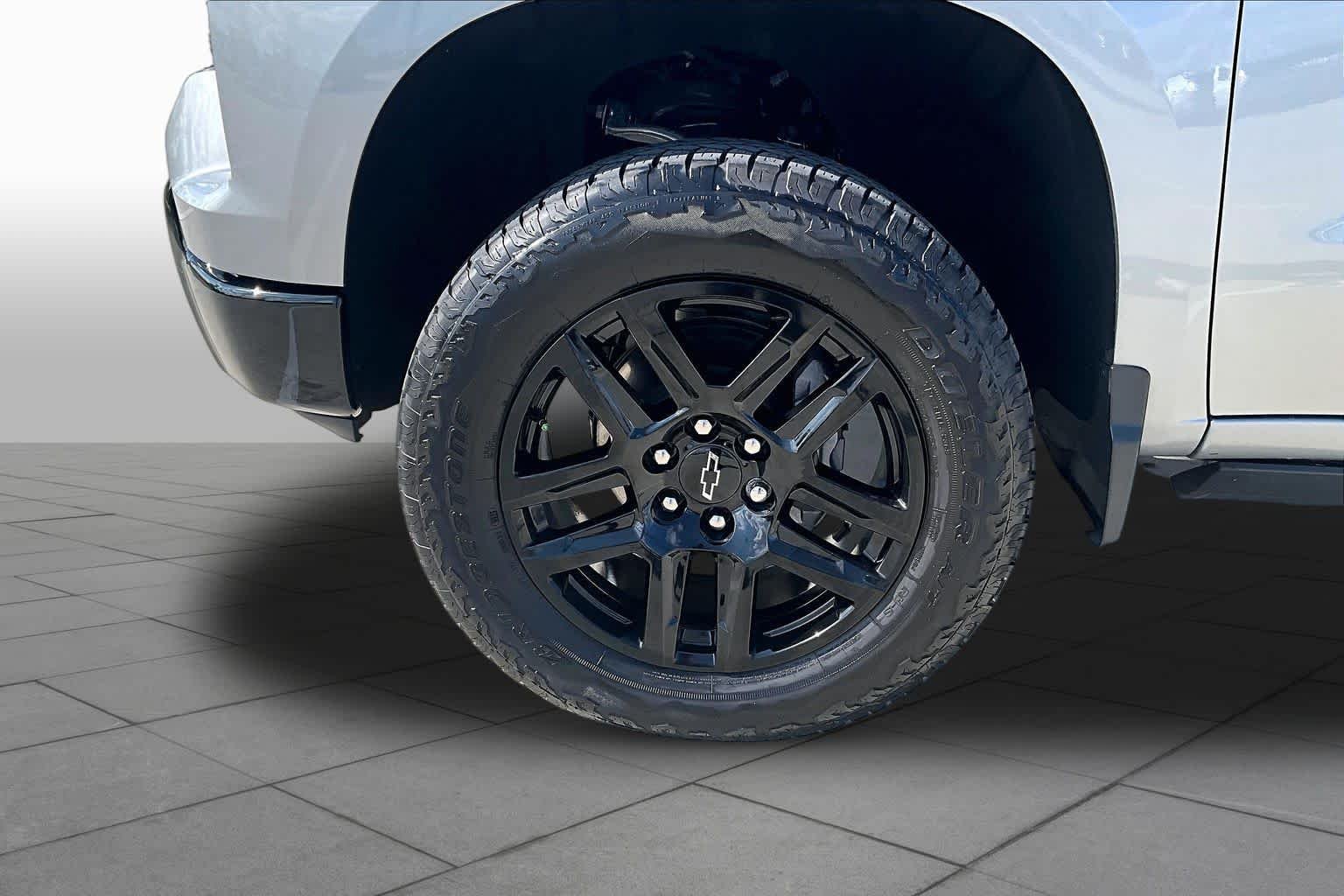 Used 2026 Sterling Gray Metallic Chevrolet LT Trail Boss image 10