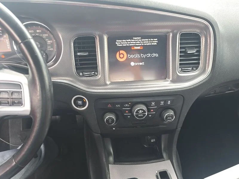 Used 2014 Torred Dodge SXT Plus image 15