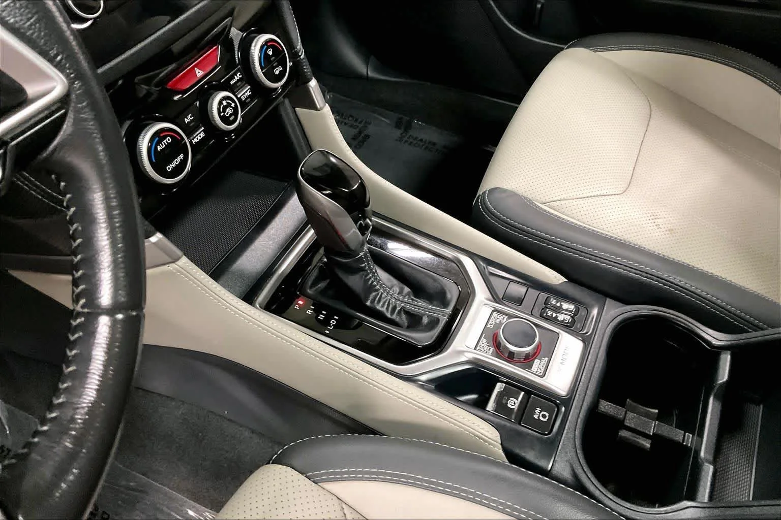 Used 2019 Crystal White Pearl Subaru Limited image 33